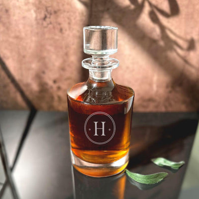 Personalized Kingsport Glass Decanter – 28 oz.